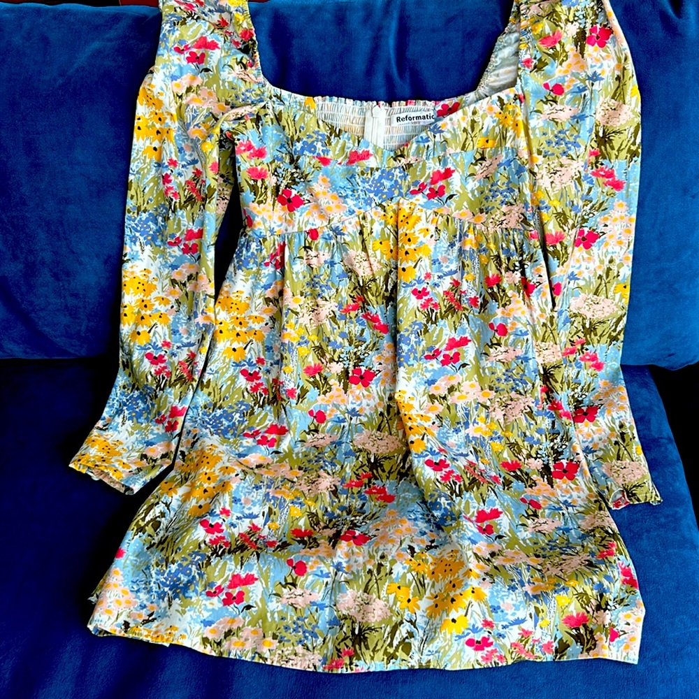 Reformation Ready for Spring Sweetheart neck size 4.